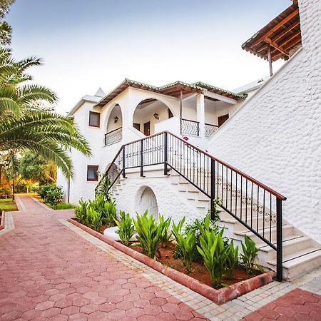 Merit Cyprus Gardens Holiday Famagusta  Exterior foto
