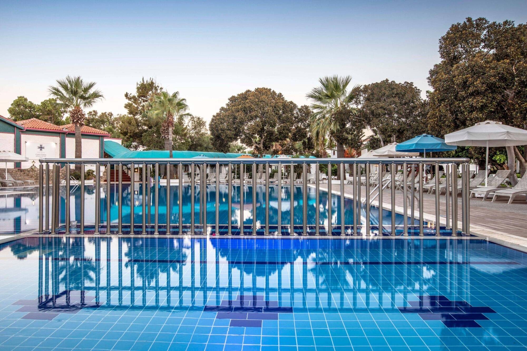 Merit Cyprus Gardens Holiday Famagusta  Exterior foto